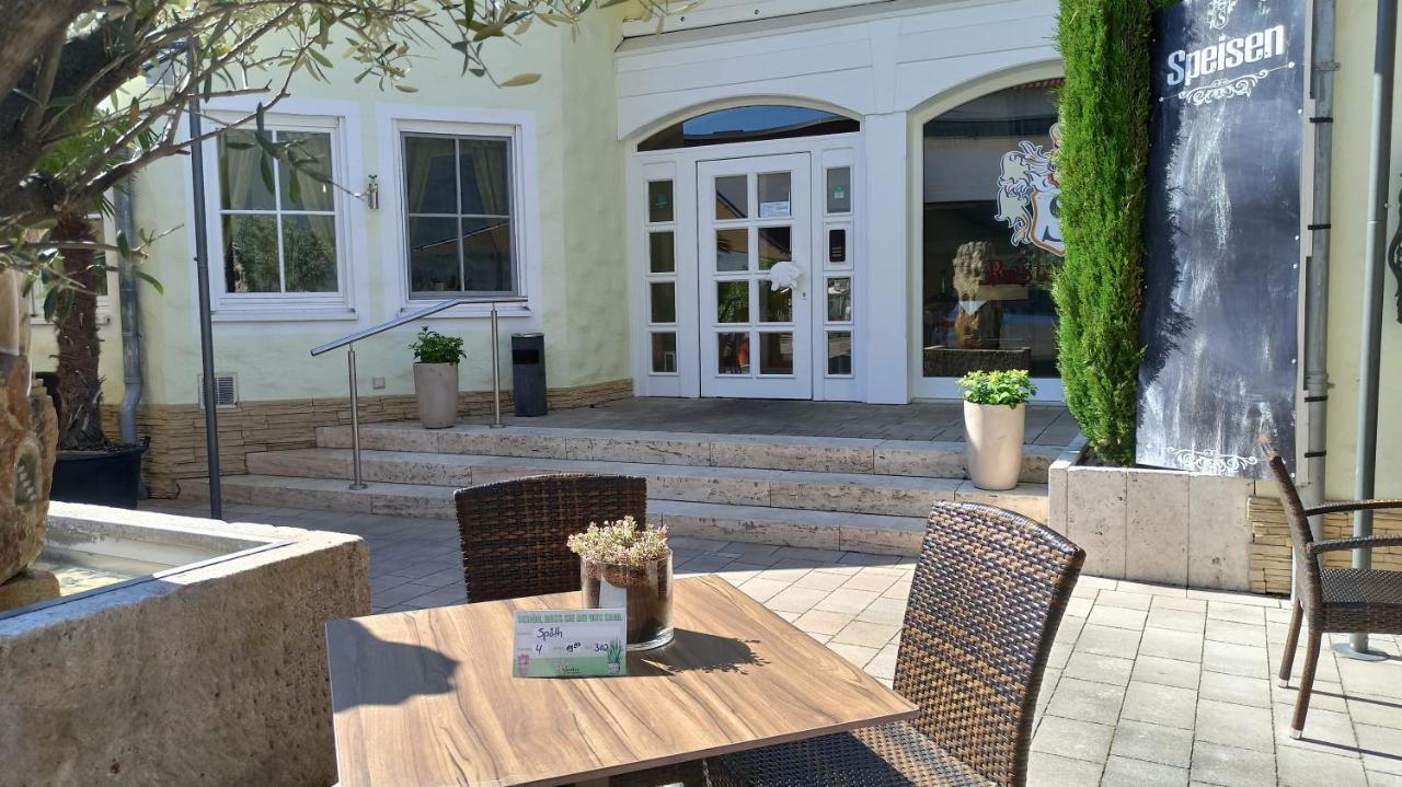 Hotel Speeter Weisenheim am Berg Exterior photo
