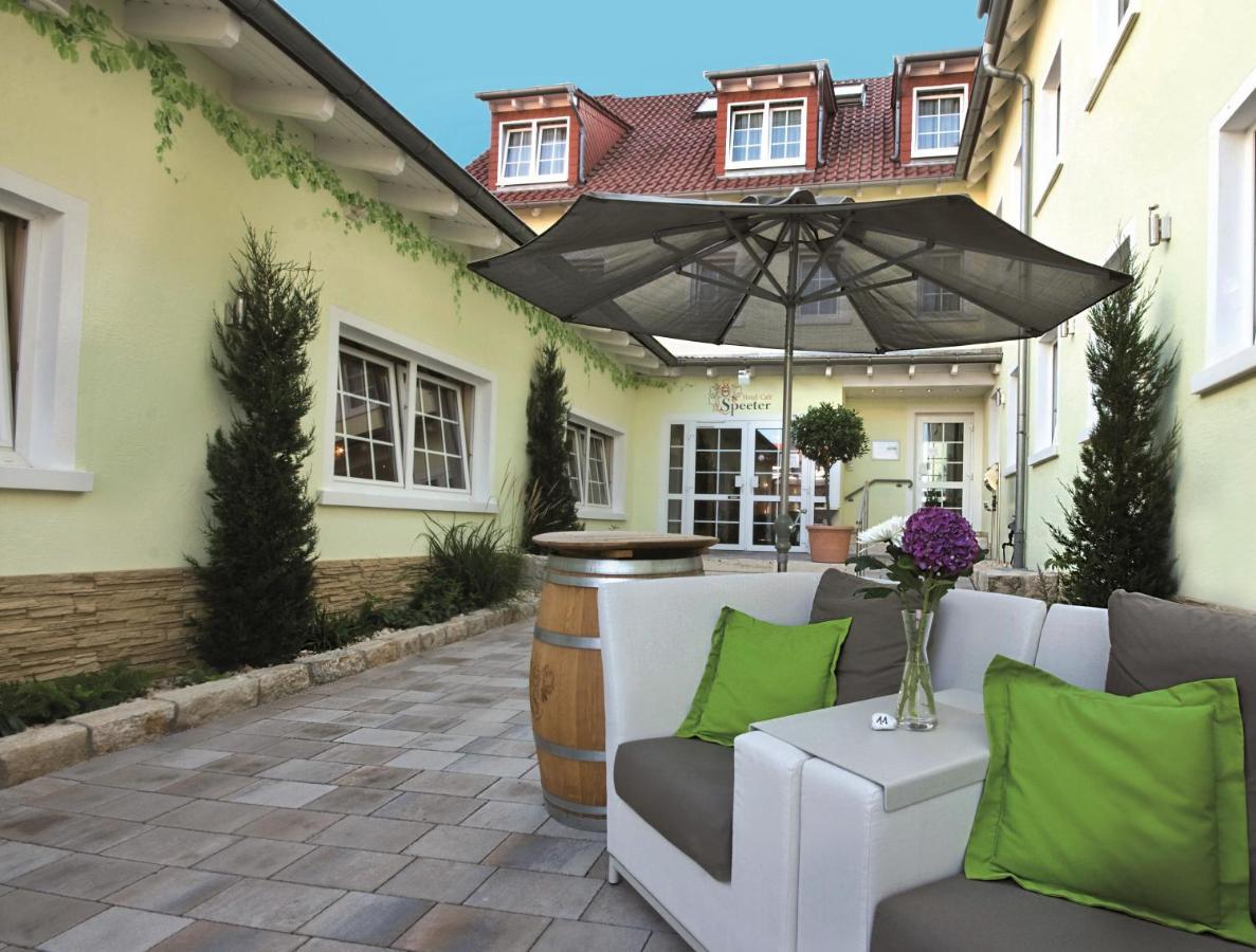 Hotel Speeter Weisenheim am Berg Exterior photo